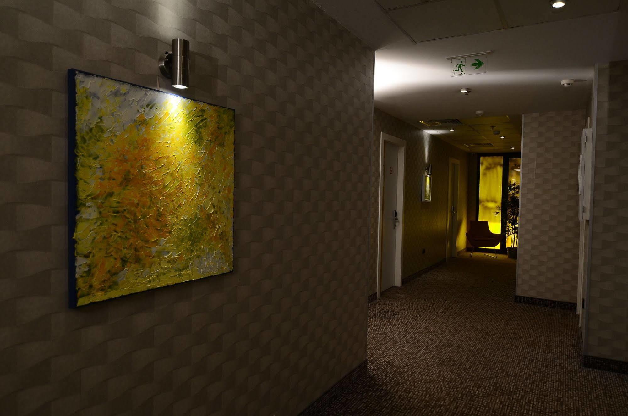 Tempo Hotel 4Levent Istanbul Exterior photo